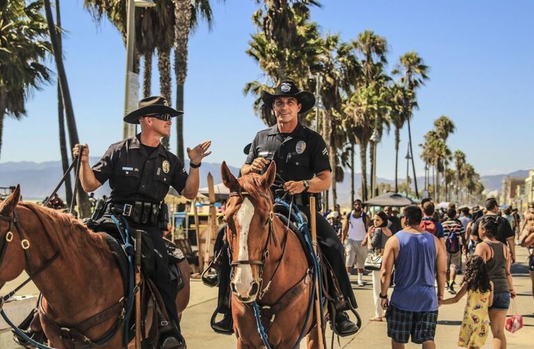 ‘Brooklyn Nine-Nine’ Turned Andre Braugher Loose and Being Best Comedy