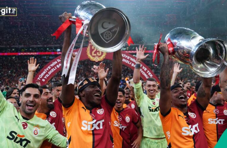 Massive Crowd Welcomes Victor Osimhen Back to Olusosun, Lagos After Stellar Season Abroad