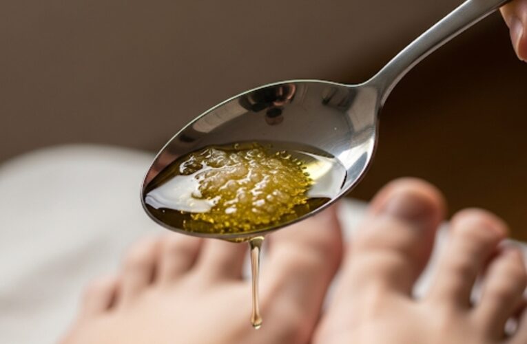 Rub This on Your Feet Before Sleeping — Wake Up with Unexpected Energy!
