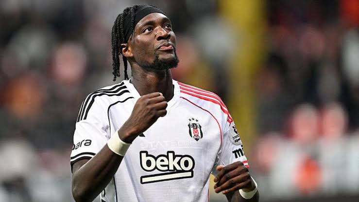 Tammy Abraham returns to Villa in £18m deal