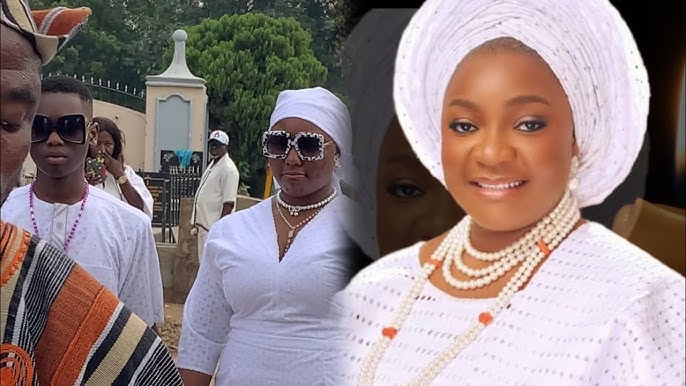 Tension, Emotional Scenes Mark Burial Of Gospel Singer Bunmi Akinnaanu In Lagos (Video)